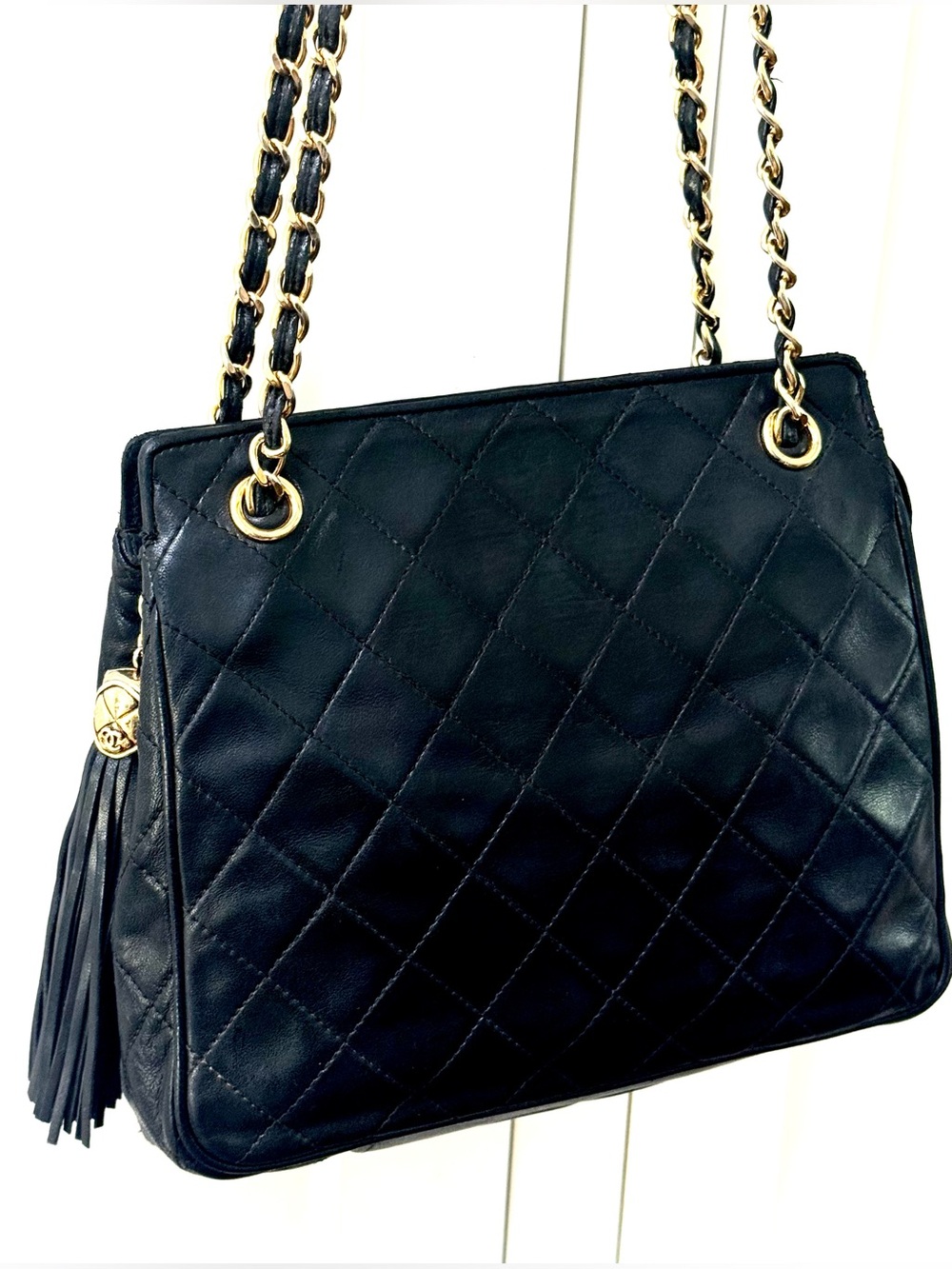 CHANEL Vintage Black Lambskin Tassel Chain Shoulder Bag 1 Series 24K GHW - Picture 14 of 14